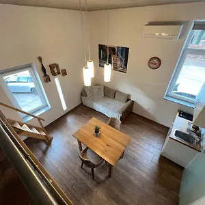 https://apartman-piccolo-mondo.hotels-in-ljubljana.com